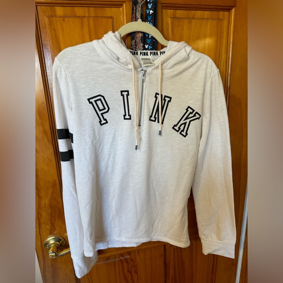 PINK Victoria's Secret Tops - Victoria Secret PINK Hoodie Pocket Logo long sleeve Women's sz S White